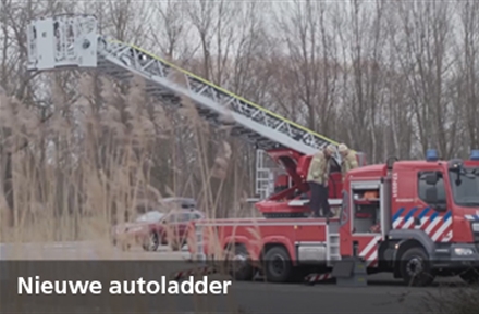 VRR-TV_Nieuwe autoladder VRR-TV_Nieuwe autoladder