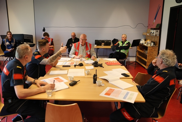 Persfoto 3 - Oefening noodsteunpunten - Dennis Wisse - gemeente Maassluis - webversie